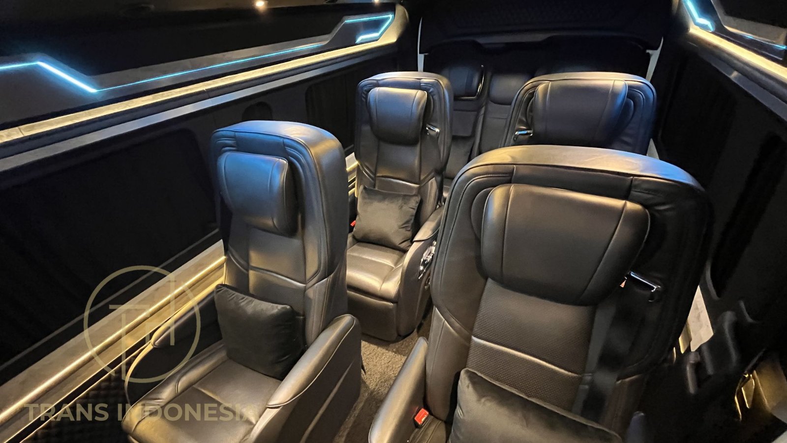 HIACE Eksekutif