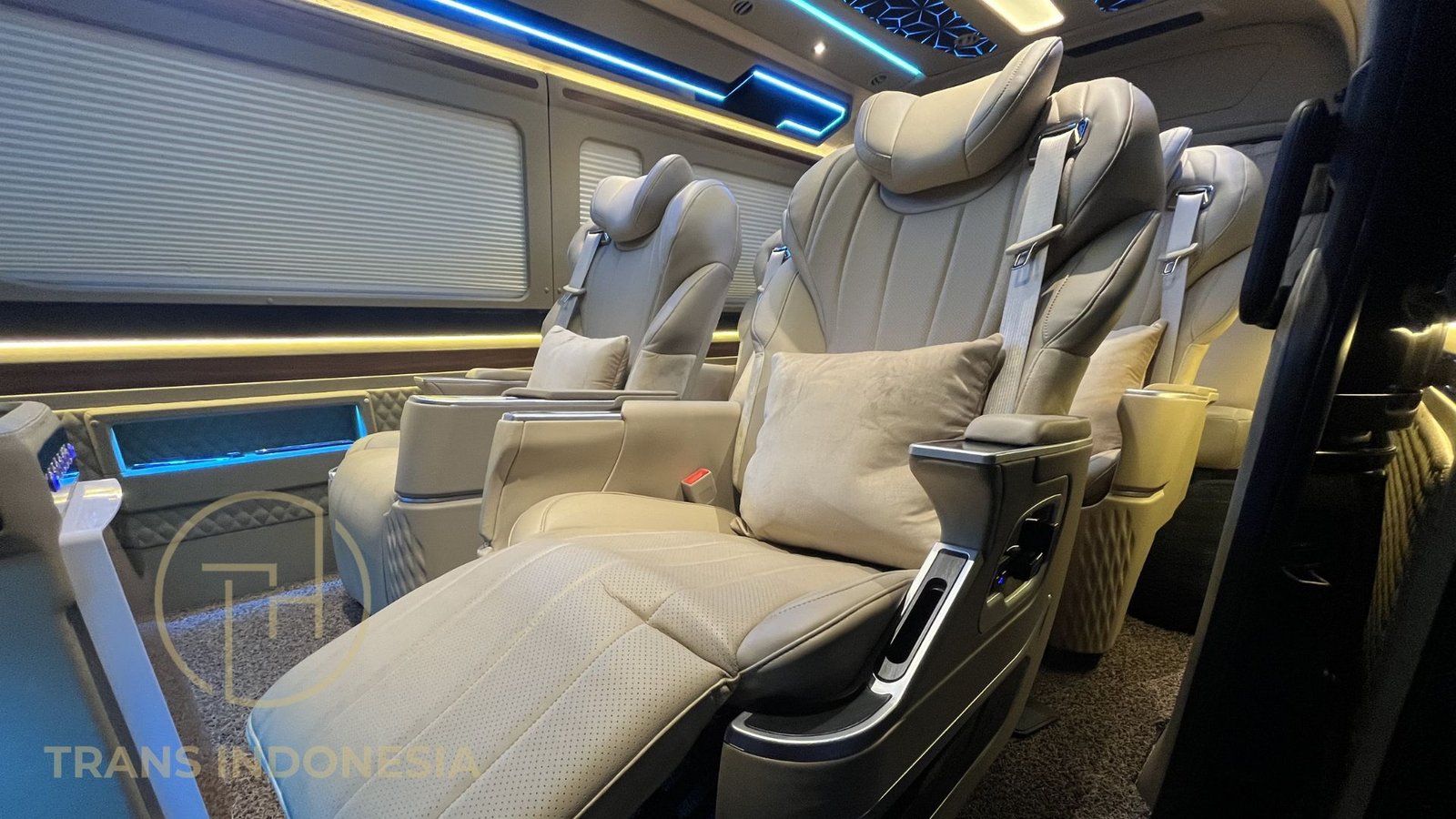 HIACE 1 President