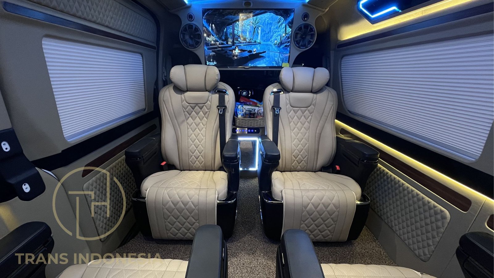 HIACE 1 VVIP